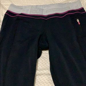 Lululemon black leggings in good condition